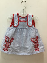 Load image into Gallery viewer, Size 2T stitchy fish Girls
