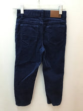 Load image into Gallery viewer, Size 5 Vineyard Vines Boys
