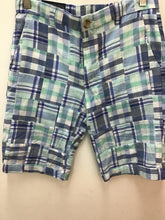 Load image into Gallery viewer, Size 16 Vineyard Vines Boys
