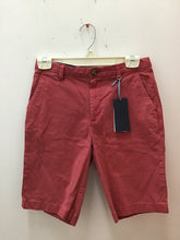 Load image into Gallery viewer, Size 14 Vineyard Vines Boys
