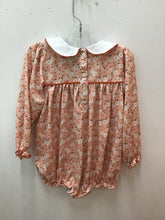 Load image into Gallery viewer, Size 2T Smockingbird Girls
