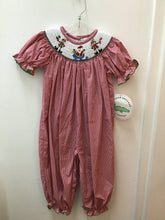 Load image into Gallery viewer, Size 3T Southern Smocked Company Girls
