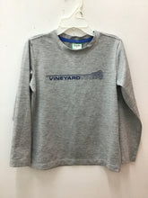 Load image into Gallery viewer, Size 4T Vineyard Vines Boys
