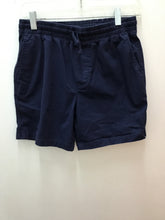 Load image into Gallery viewer, Size 16 Vineyard Vines Boys
