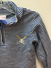 Load image into Gallery viewer, Size 3T stitchy fish Boys
