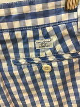 Load image into Gallery viewer, Size 12 Vineyard Vines Boys
