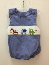 Load image into Gallery viewer, Size 6 Months stitchy fish Boys
