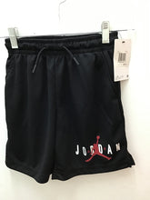 Load image into Gallery viewer, Size 8 Jordan Boys
