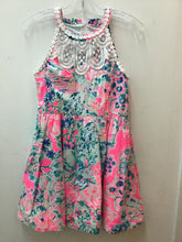 Load image into Gallery viewer, Size 10 Lilly Pulitizer Girls
