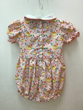 Load image into Gallery viewer, Size 2T Smockingbird Girls
