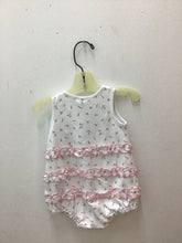 Load image into Gallery viewer, Size 3 Months Kissy Kissy Girls
