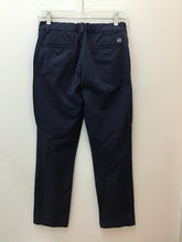 Load image into Gallery viewer, Size 14 Vineyard Vines Boys
