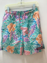Load image into Gallery viewer, Size 8 Vineyard Vines Boys
