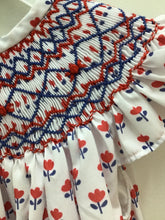 Load image into Gallery viewer, Size 3T Cecil and Lou Girls
