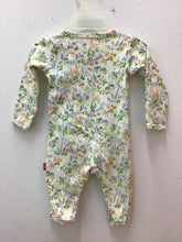 Load image into Gallery viewer, Size Newborn magnetic me Girls
