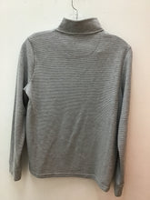 Load image into Gallery viewer, Size 16 Vineyard Vines Boys
