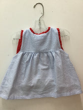 Load image into Gallery viewer, Size 2T stitchy fish Girls
