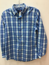 Load image into Gallery viewer, Size 12 Vineyard Vines Boys
