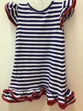 Load image into Gallery viewer, Size 3T Classic Whimsy Girls

