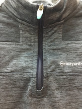 Load image into Gallery viewer, Size 5 Vineyard Vines Boys
