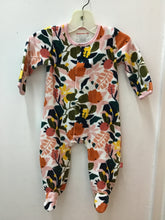 Load image into Gallery viewer, Size 3 Months magnetic me Girls
