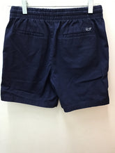Load image into Gallery viewer, Size 16 Vineyard Vines Boys
