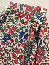 Load image into Gallery viewer, Size 5 mini Boden Girls
