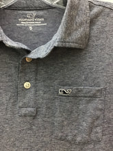 Load image into Gallery viewer, Size 18 Vineyard Vines Boys
