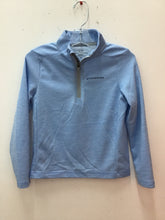 Load image into Gallery viewer, Size 6 Vineyard Vines Boys

