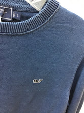 Load image into Gallery viewer, Size 12 Vineyard Vines Boys
