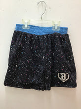 Load image into Gallery viewer, Size 8 B 101 Apparel Boys
