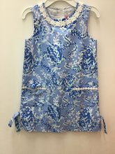 Load image into Gallery viewer, Size 7 Lilly Pulitizer Girls

