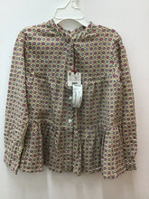 Load image into Gallery viewer, Size 6 neck &amp; neck Girls
