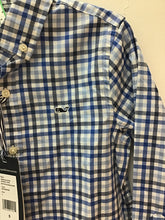 Load image into Gallery viewer, Size 5 Vineyard Vines Boys
