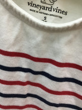 Load image into Gallery viewer, Size 7 Vineyard Vines Girls
