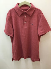 Load image into Gallery viewer, Size 8 Vineyard Vines Boys
