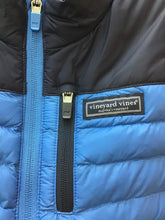 Load image into Gallery viewer, Size 5 Vineyard Vines Boys
